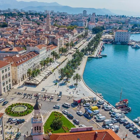 Luxury Ana 1 In The Heart Of